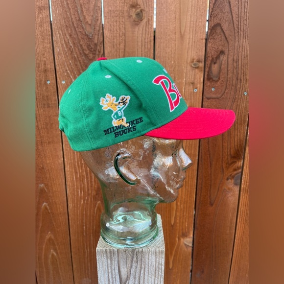 Milwaukee Bucks Mitchell & Ness SnapBack Hat - Picture 2 of 3